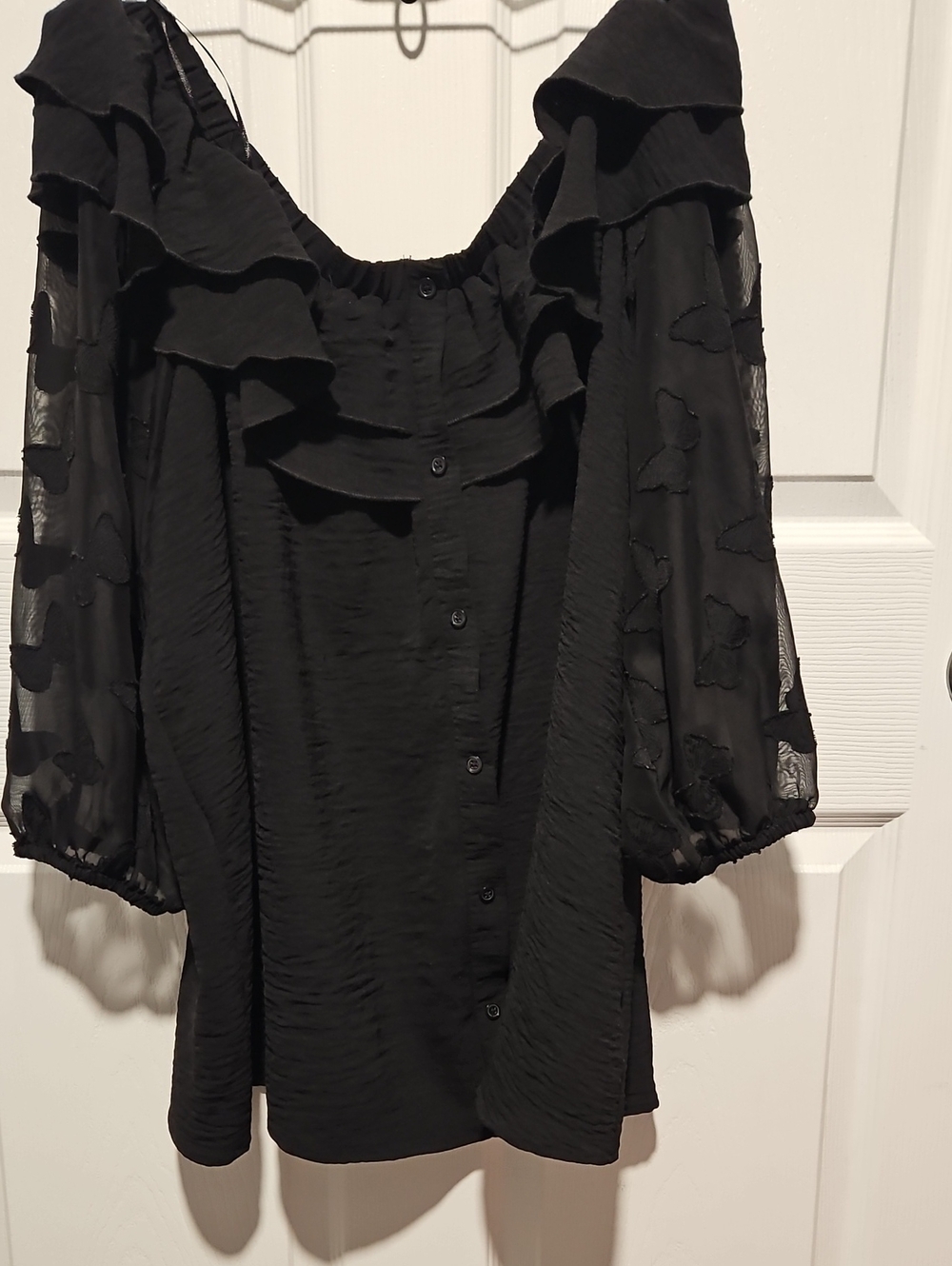 Cato Off Shoulder Black Ruffle Button-Front Women’s Top Size 18/20
